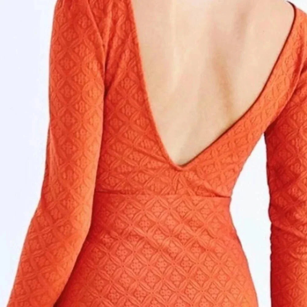 Cooperative || By Urban Outfitters Deep V  Emboss Knit Dress in Harvest Orange M - Picture 5 of 7